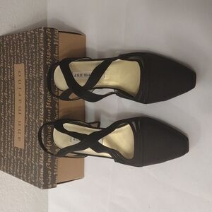 Ann Marino Black Pebble Crepe Heels Size 6m New